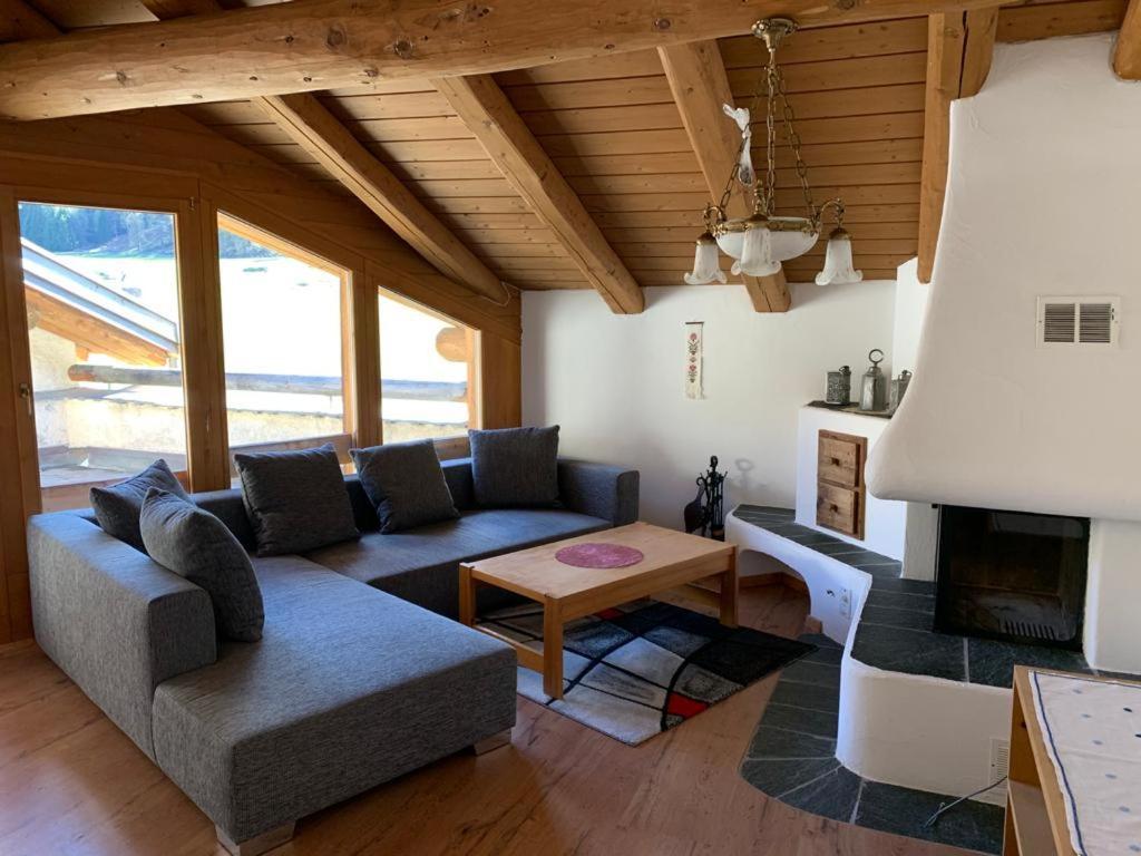 Ferienwohnung Jalet Tschierv Dış mekan fotoğraf